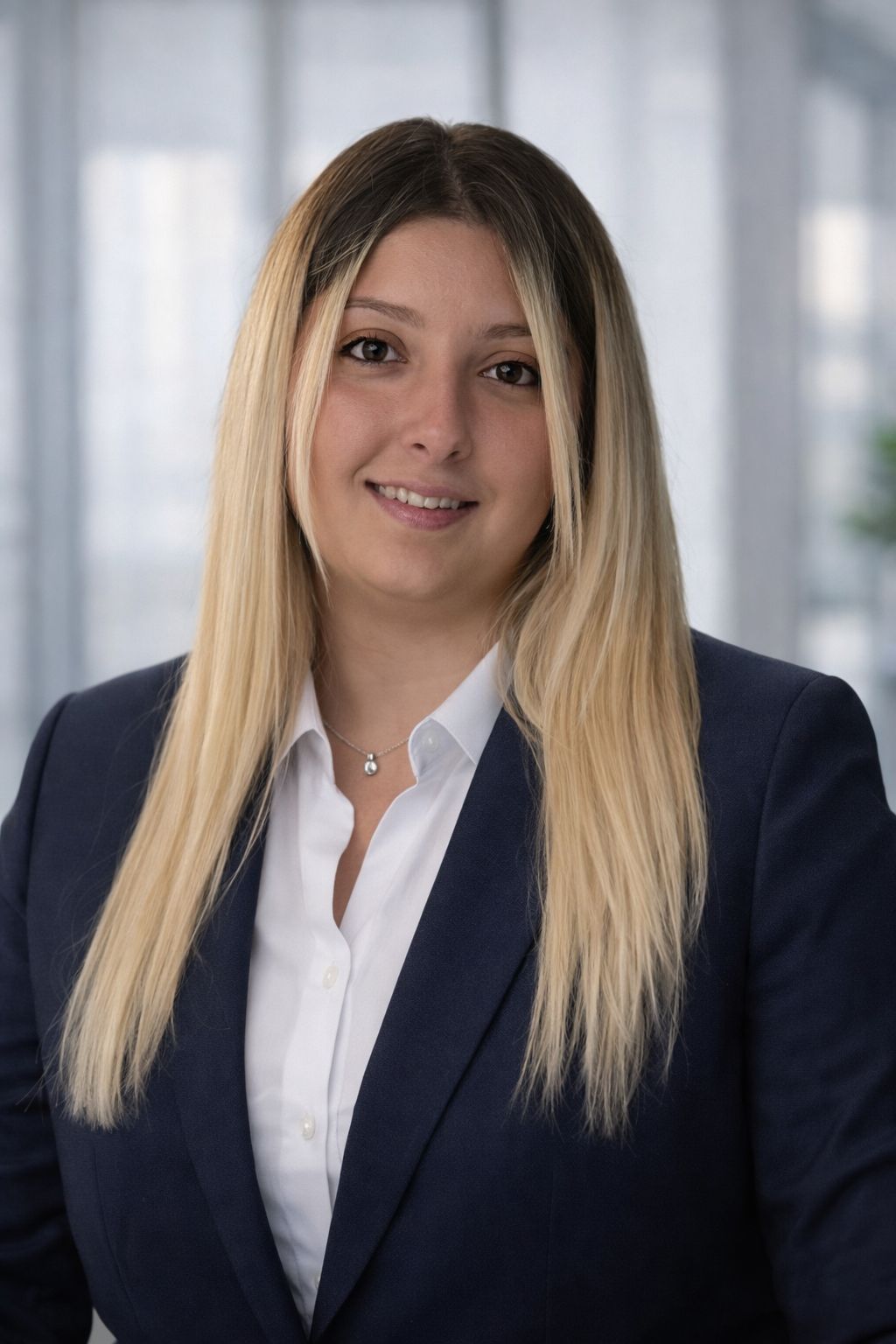 Esra Çakır portresi